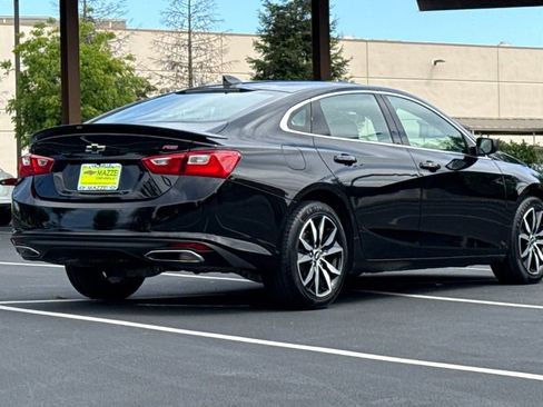 Used 2025 Chevrolet Malibu RS FWD image 11
