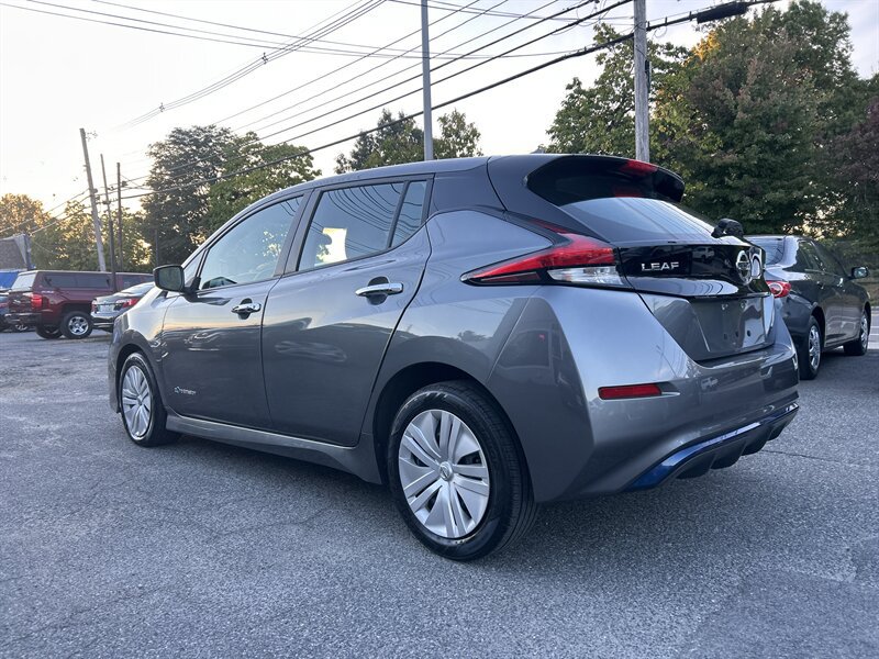 Used 2019 Nissan Leaf S w/ S Charge Package FWD image 6