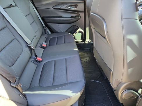 Used 2023 Chevrolet TrailBlazer RS w/ Sun and Liftgate Package image 18