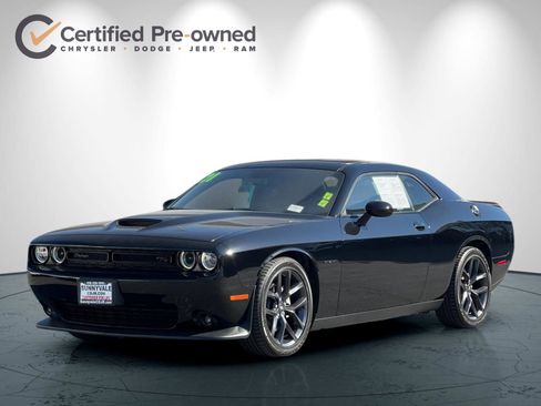 Certified 2021 Dodge Challenger R/T w/ Blacktop Package image 8