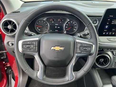 Certified 2024 Chevrolet Blazer LT AWD/4WD image 12