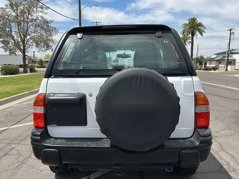 Used 1999 Chevrolet Tracker 2WD Convertible image 18