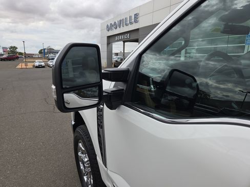 New 2026 Ford F250 Lariat w/ Chrome Package image 10