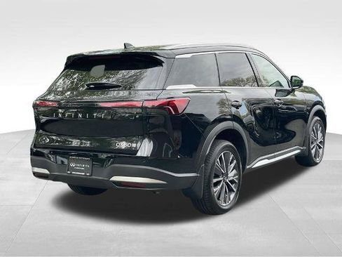 Certified 2026 INFINITI QX60 Luxe w/ Cargo Package AWD/4WD image 4