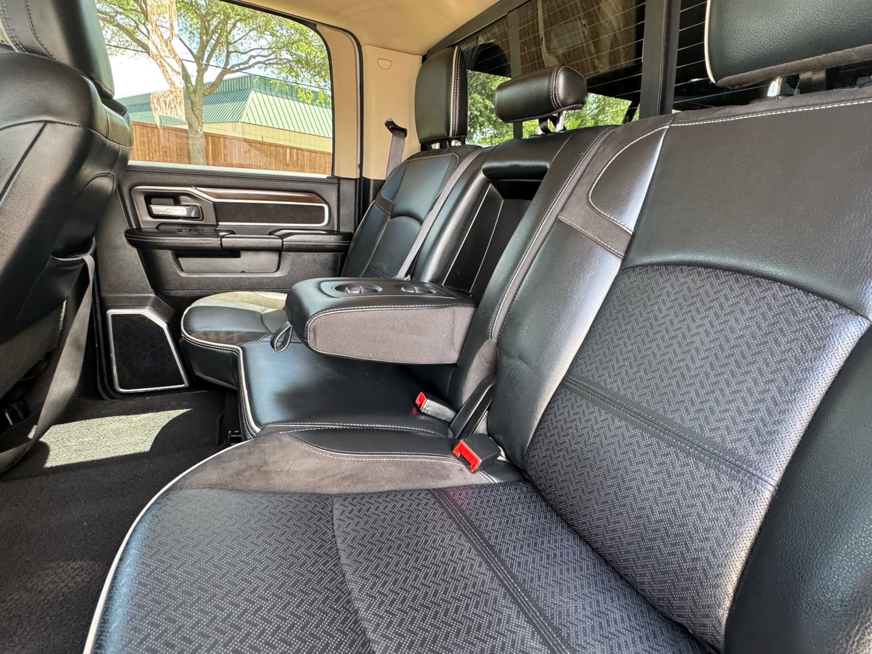 Used 2022 RAM 2500 Laramie AWD/4WD image 30