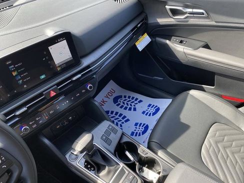 New 2026 Kia Sportage X-Line w/ X-Line Technology Package image 24