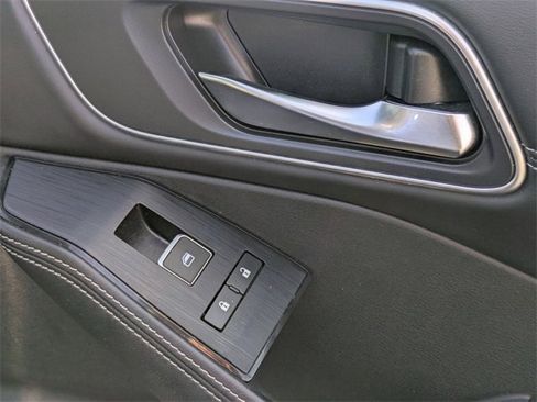 Used 2021 Nissan Rogue SL image 36