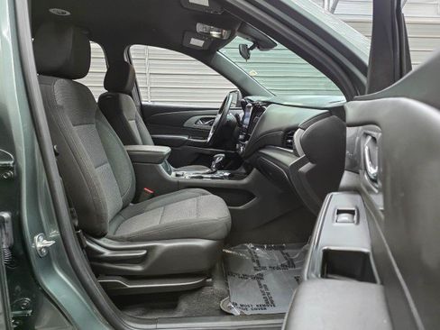 Used 2023 Chevrolet Traverse LT AWD/4WD image 14