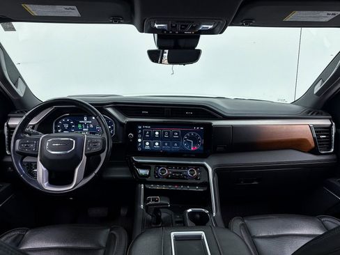 Used 2022 GMC Sierra 1500 Denali w/ Denali Reserve Package image 23