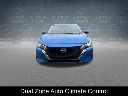 Used 2025 Nissan Sentra SV w/ SV Premium Package FWD image 11