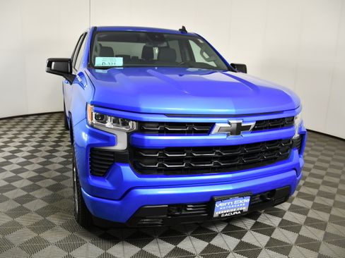 Used 2026 Chevrolet Silverado 1500 RST AWD/4WD image 3