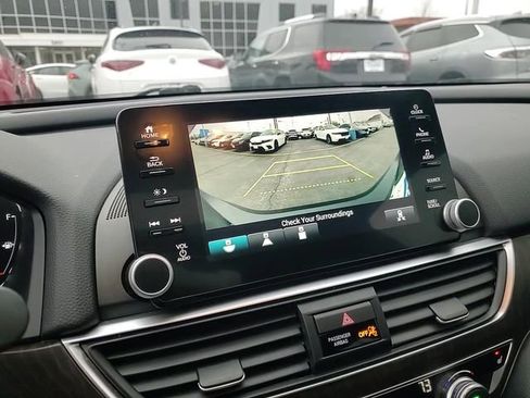Used 2019 Honda Accord EX image 20