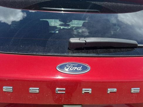Certified 2021 Ford Escape SEL w/ Technology Package FWD image 31