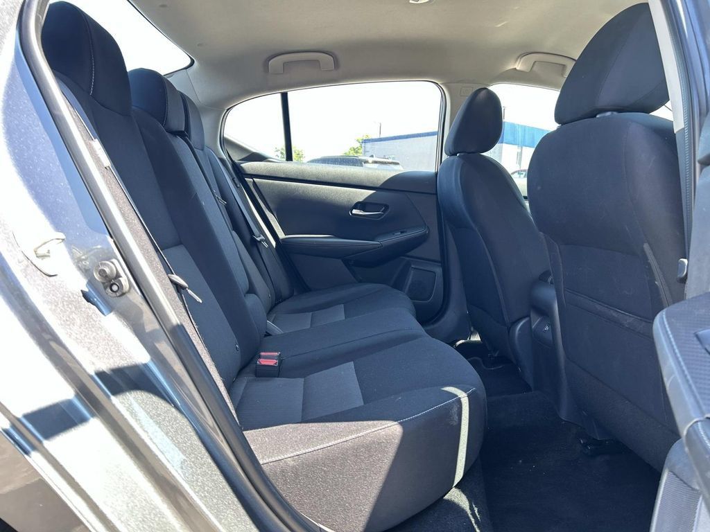 Certified 2020 Nissan Sentra SV FWD image 16