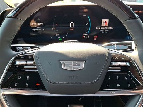 New 2026 Cadillac Vistiq Premium Luxury w/ LPO, Floor Liner Package AWD/4WD image 13