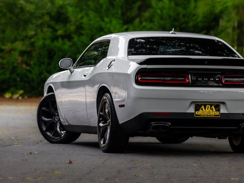 Used 2018 Dodge Challenger SXT Plus RWD image 29
