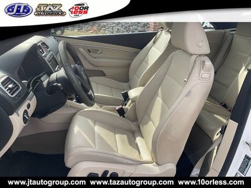 Used 2014 Volkswagen Eos Komfort FWD image 11