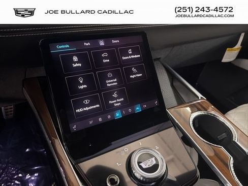 New 2026 Cadillac Escalade Platinum Sport AWD/4WD image 37