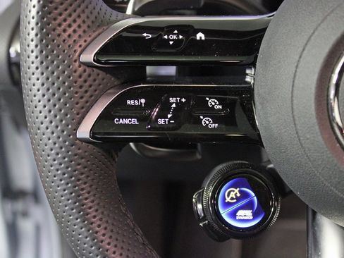 Certified 2025 Mercedes-Benz CLA 35 AMG 4MATIC image 19