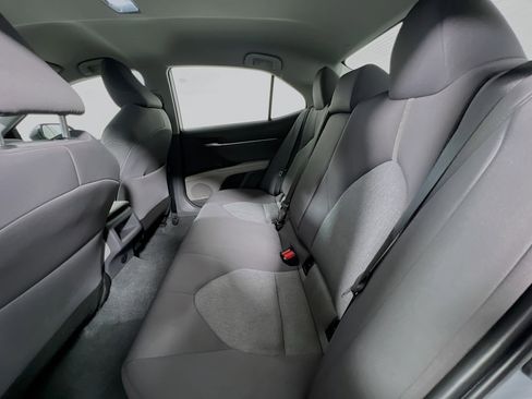 Used 2023 Toyota Camry LE image 28