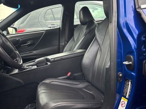 Used 2019 Lexus ES 350 F Sport image 3