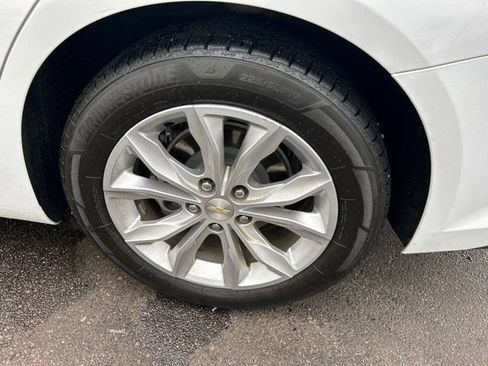 Used 2023 Chevrolet Malibu LT FWD image 48