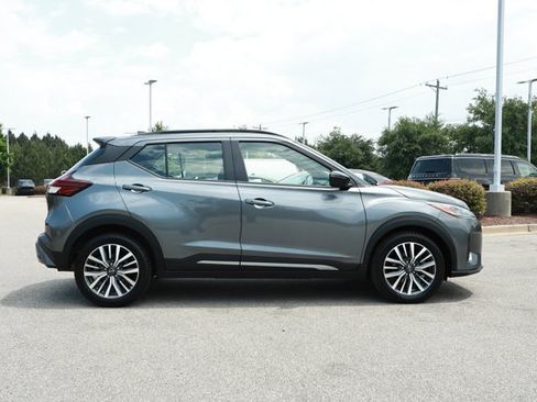 Used 2024 Nissan Kicks SR FWD image 4