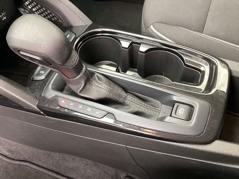 Used 2025 Chevrolet TrailBlazer LT image 32