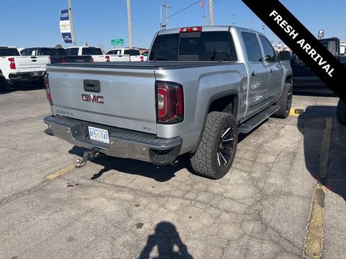 Used 2018 GMC Sierra 1500 SLT w/ SLT Premium Package image 4