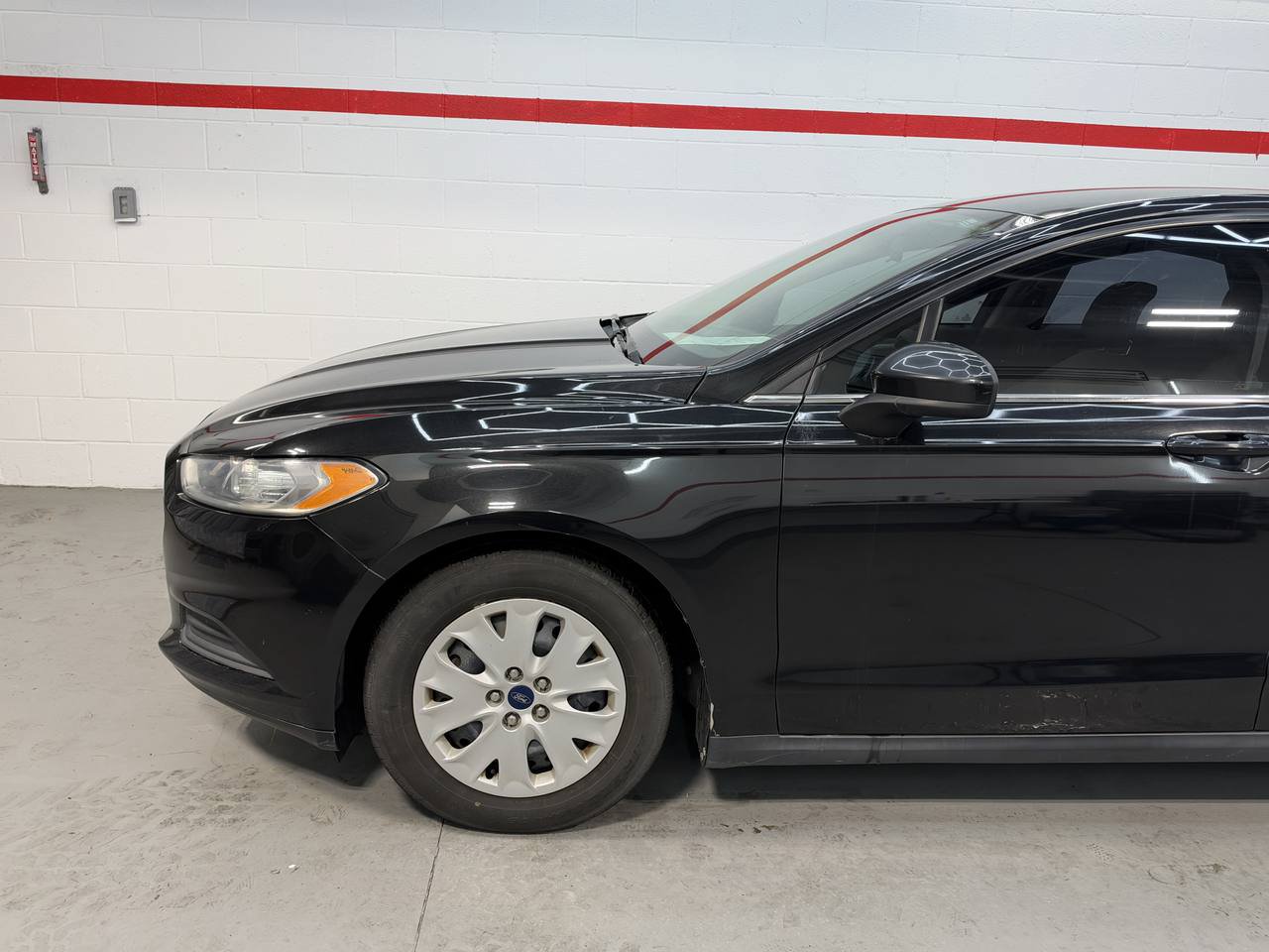 Used 2014 Ford Fusion S FWD image 3