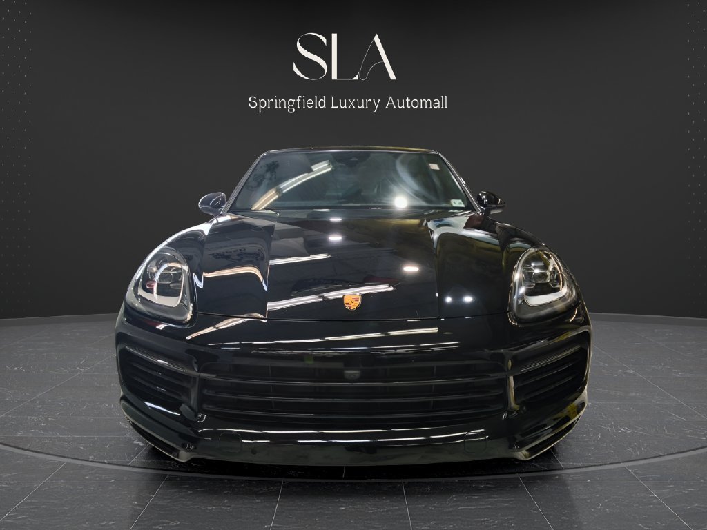 Used 2023 Porsche Cayenne Coupe AWD/4WD image 2