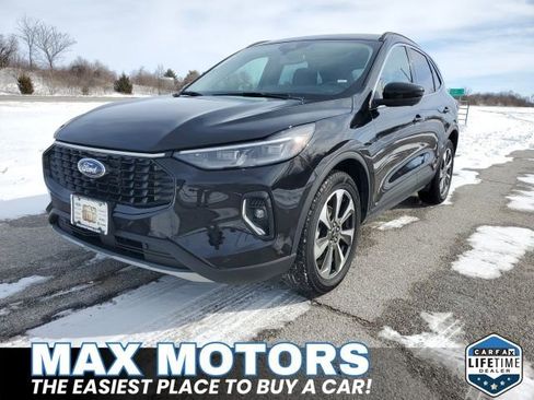Certified 2023 Ford Escape Platinum AWD/4WD image 14