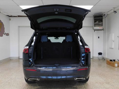 Used 2024 Buick Enclave Essence image 81