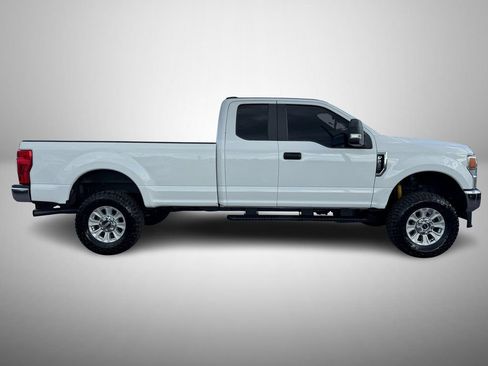 Used 2022 Ford F250 XL w/ Power Equipment Group AWD/4WD image 5