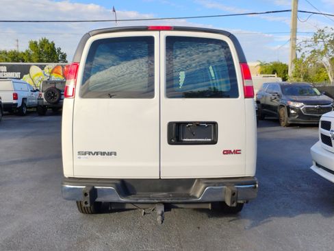 Used 2016 GMC Savana 2500 image 6