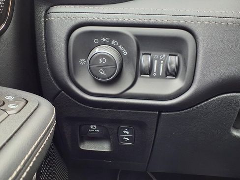 New 2026 RAM 1500 Limited w/ Night Edition AWD/4WD image 15