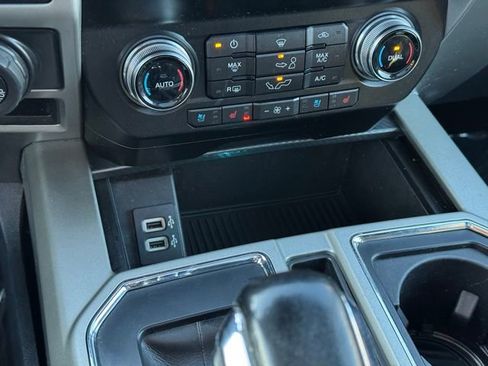 Certified 2019 Ford F150 Lariat w/ Equipment Group 502A Luxury image 18