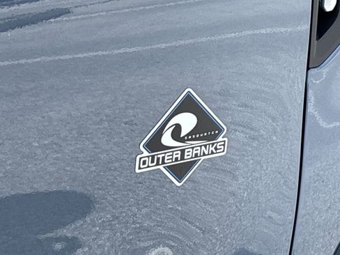 New 2025 Ford Bronco Sport Outer Banks w/ Sasquatch Outer Banks Package image 9