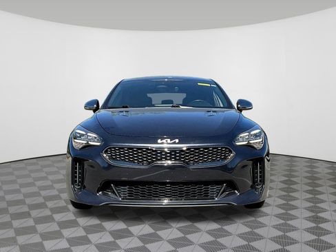 Used 2022 Kia Stinger GT-Line RWD image 2