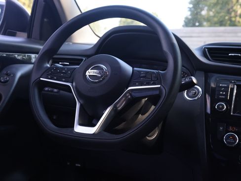 Used 2019 Nissan Rogue Sport SV AWD/4WD image 7