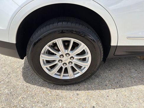 Used 2019 Cadillac XT5 FWD image 23