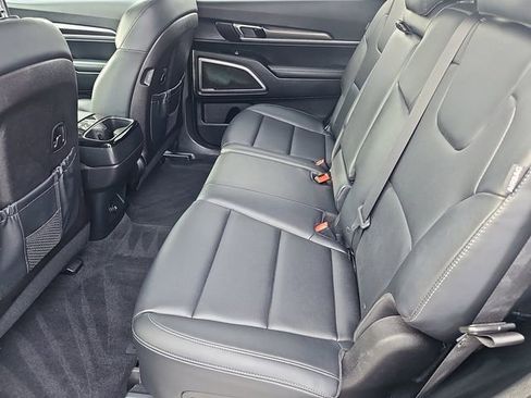 Certified 2024 Kia Telluride LX image 27