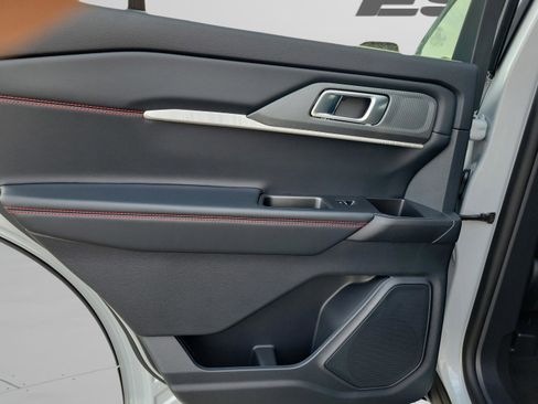 New 2026 Ford Explorer ST-Line AWD/4WD image 15
