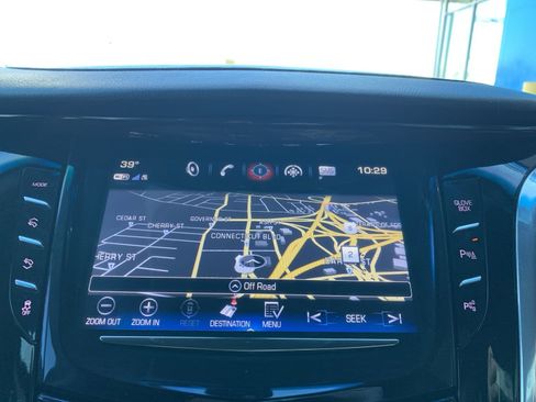 Used 2017 Cadillac Escalade ESV 4WD image 29