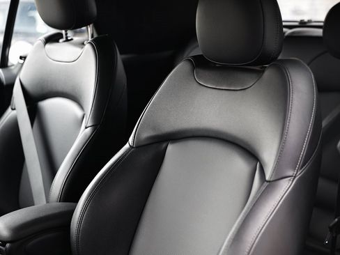 Used 2020 MINI Cooper S image 22