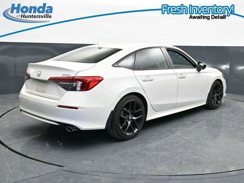 Used 2023 Honda Civic Sport image 10