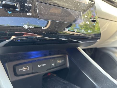 Used 2022 Hyundai Tucson SEL w/ Convenience Package FWD image 16