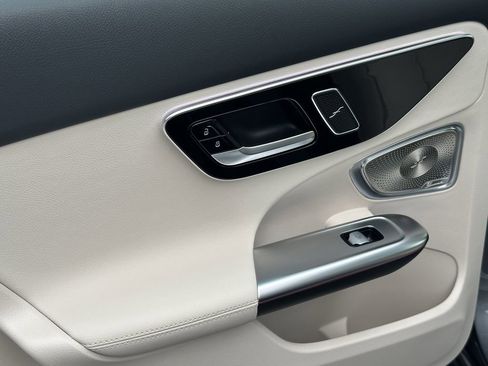 Certified 2025 Mercedes-Benz C 300 Sedan image 25