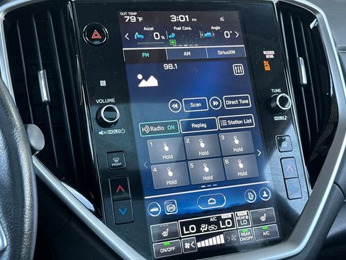 Used 2023 Subaru Ascent Limited w/ Technology Package image 19