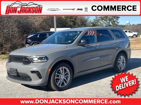 Used 2023 Dodge Durango GT image 1